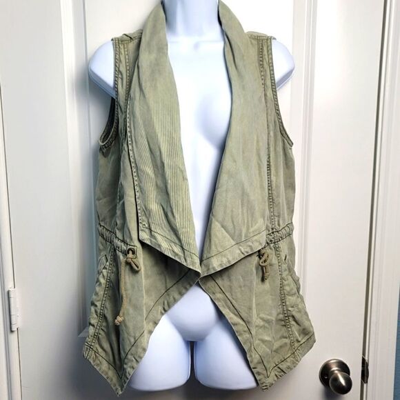 KENNETH COLE REACTION Vest  - Picture 1 of 9